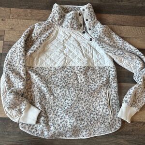 A&F fleece pull over